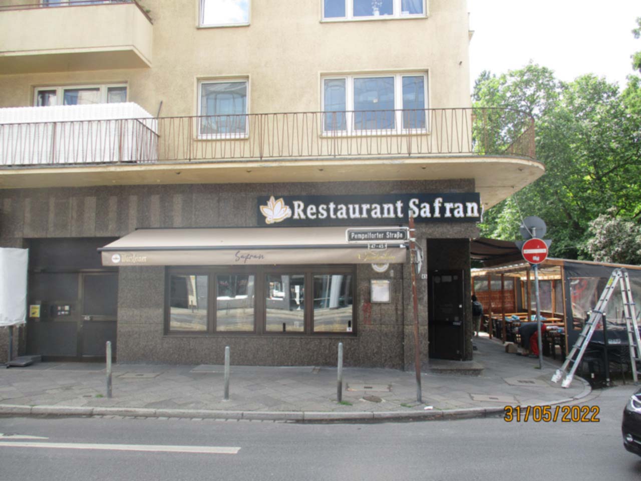 Restaurant Safran in Düsseldorf mit neuer Markise