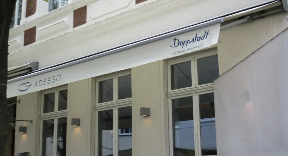 Adesso Düsseldorf mit neuer Markise