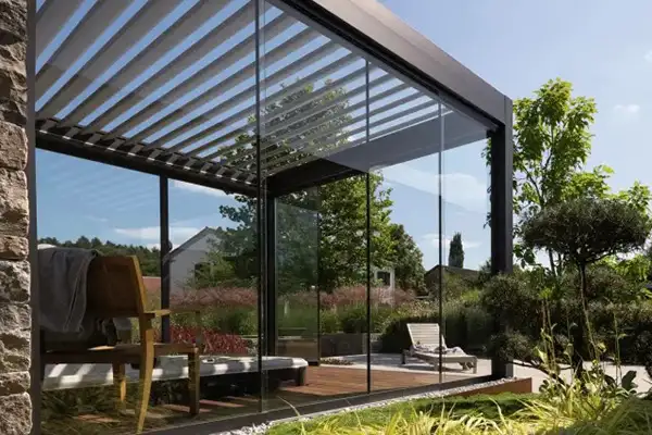 Fischer Sonnenschutz Terrassendach Montage in Ratingen