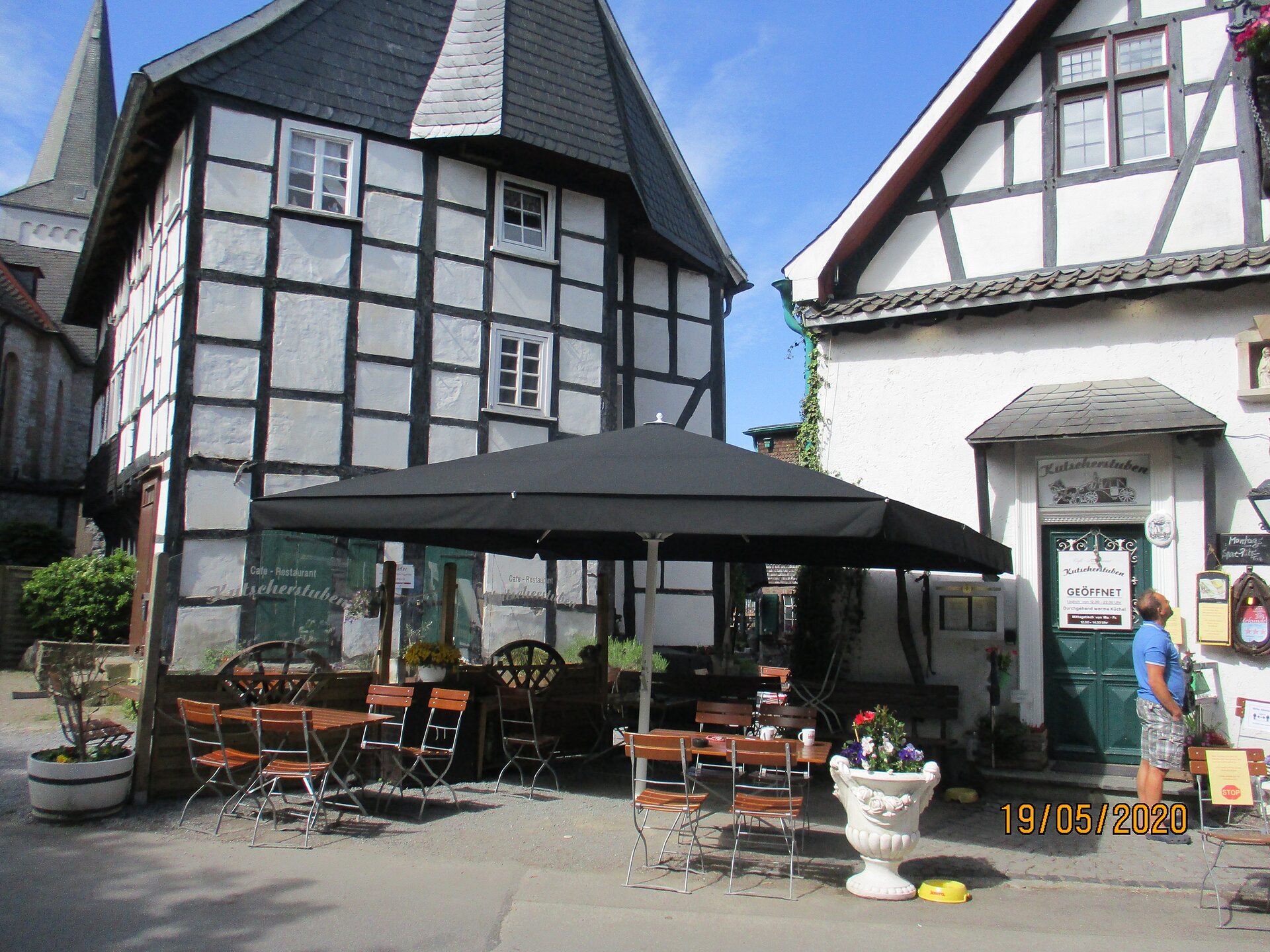 Großschirm/Sonnenschirm Wülfrath - Kutscherstuben