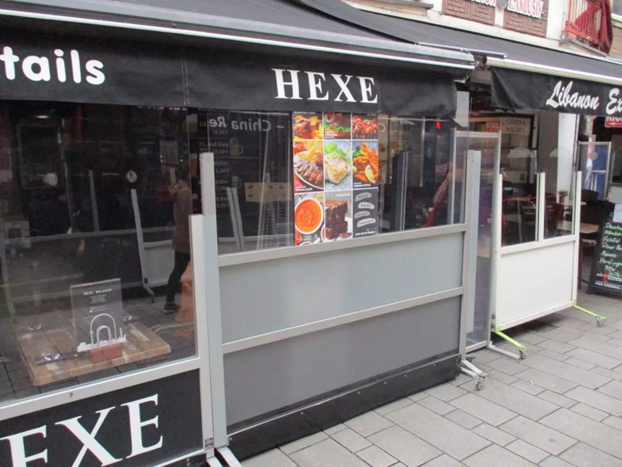 Neue Markise und Windschutz für die Hexe in Düsseldorf