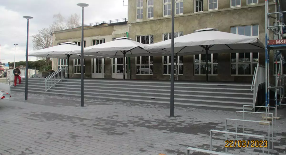 Drei neue Sonnenschirme in Solingen