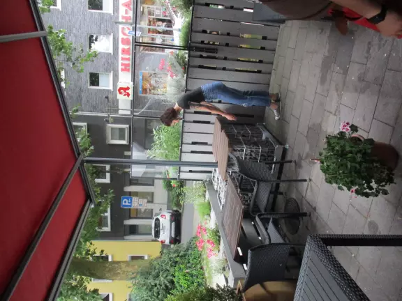 Pergolaanlage in Wuppertal Ronsdorf - Markise als Dach mit Raumcharakter